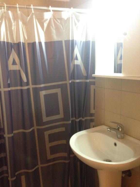 Marvi Hotel Kamena Vourla Bagian luar foto